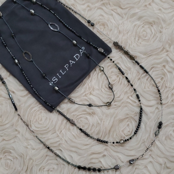 Jewelry - GIFT❤ Silpada retired necklace*bag* box*!